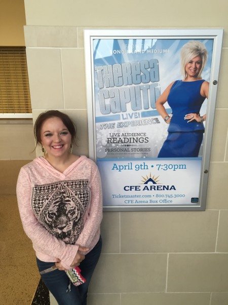 Theresa Caputo Live! The Experience