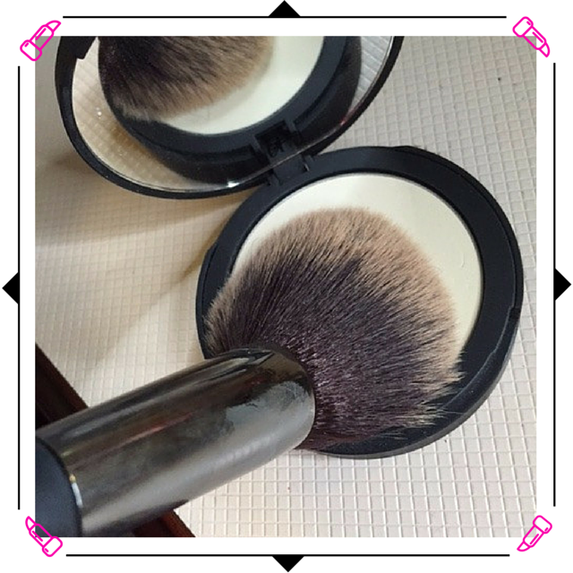 It Cosmetics Bye Bye Pores Pressed Finishing Powder #ItGirl #ItCosmetics