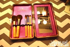 Dollup Beauty Case - Makeup Organizer