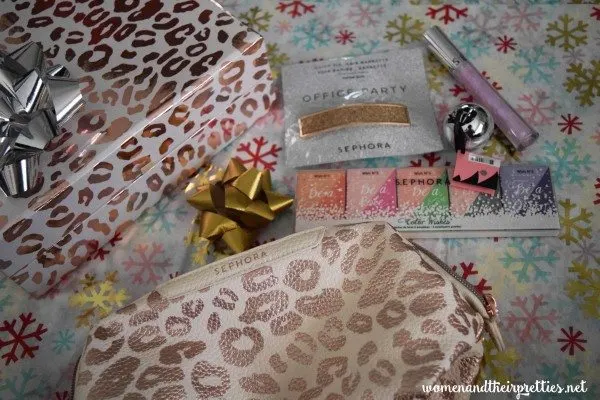 Pretty Sephora Holiday Gifts #Beauty #GiftsForHer #StockingStuffers