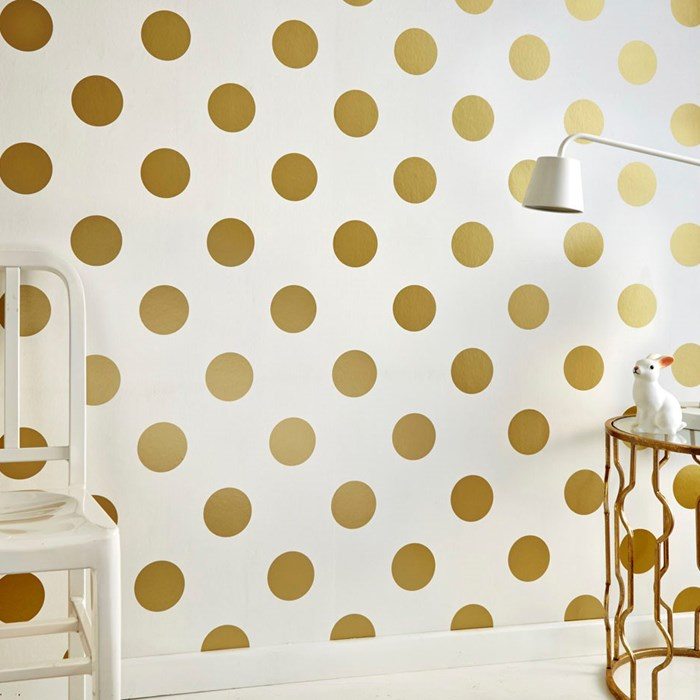 Looking to create the perfect Girl Cave? Check out these 9 wallpapers that are feminine, funky, and colorful! Plus, get 15% off with this Graham & Brown coupon code #GirlCave #HomeDecor