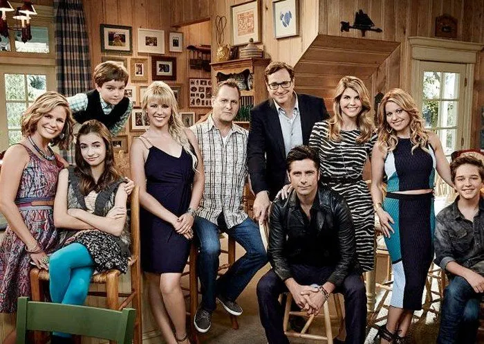 5 reasons why every woman should watch Fuller House - even if you weren't a fan of Full House. #Women #Netflix #FullerHouse