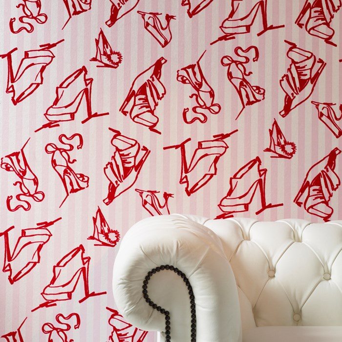 Looking to create the perfect Girl Cave? Check out these 9 wallpapers that are feminine, funky, and colorful! Plus, get 15% off with this Graham & Brown coupon code #GirlCave #HomeDecor