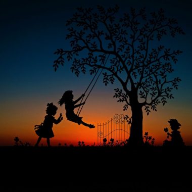 5 Fun Autumn Evening Activities