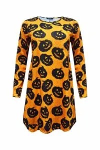 19 Pumpkin Clothing Finds on Amazon (just in time for fall). Get your pumpkin on girl! #PumpkinEverything