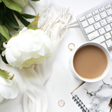 Are you working hard on your blog or small business only to fall short on Pinterest? As a creative, Pinterest could and should be your highest referring social media site. I bet your content is unique, stunning, and authentic. So, why aren’t you getting traffic from Pinterest?
