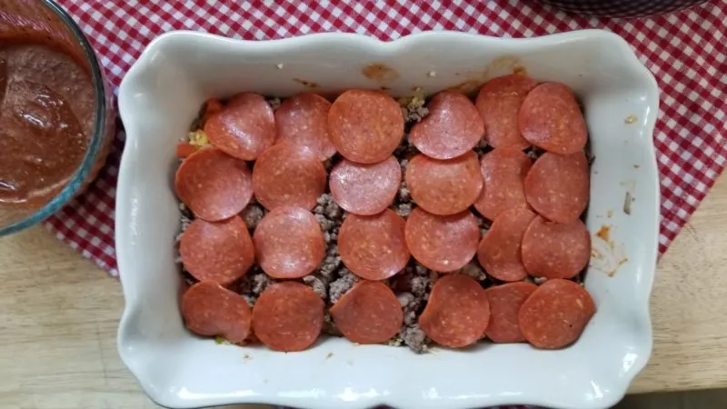 Pepperoni Pizza Casserole Low Carb