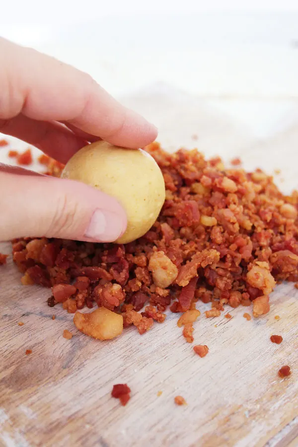 Easy Maple Bacon Keto Truffles Recipe