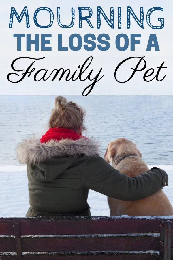 If you're mourning the loss os a pet, I'm sure it feels different than losing a person you love. That's because it IS different. These are the reasons why.