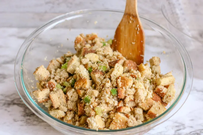 easy low-carb thanksgiving stuffing