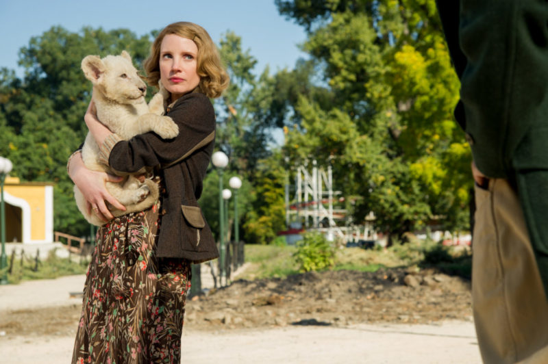 The Zookeeper's Wife Interviews: Jessica Chastain & Niki Caro talk bringing this TRUE STORY to the big screen! #TheZookeepersWife