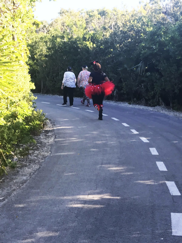 I ran my first 5k – on Disney's Private Island! My Castaway Cay 5k experience & why you should run (or walk) this 5k too! #DisneySMMC #DisneyRun