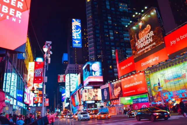 Times Square: 6 reasons to vacation in New York City (East Coast Road Trip: Vacation Tips #1)