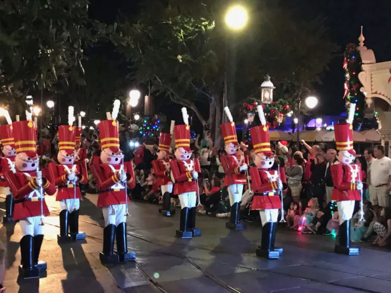 Why adults are flocking to Mickey's Very Merry Christmas Party || #DisneyHolidays #VeryMerry